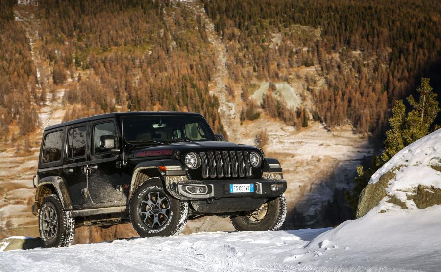  Jeep Wrangler Unlimited Rubicon (JL) 2018 года  (EU) (фото 21 из 46)